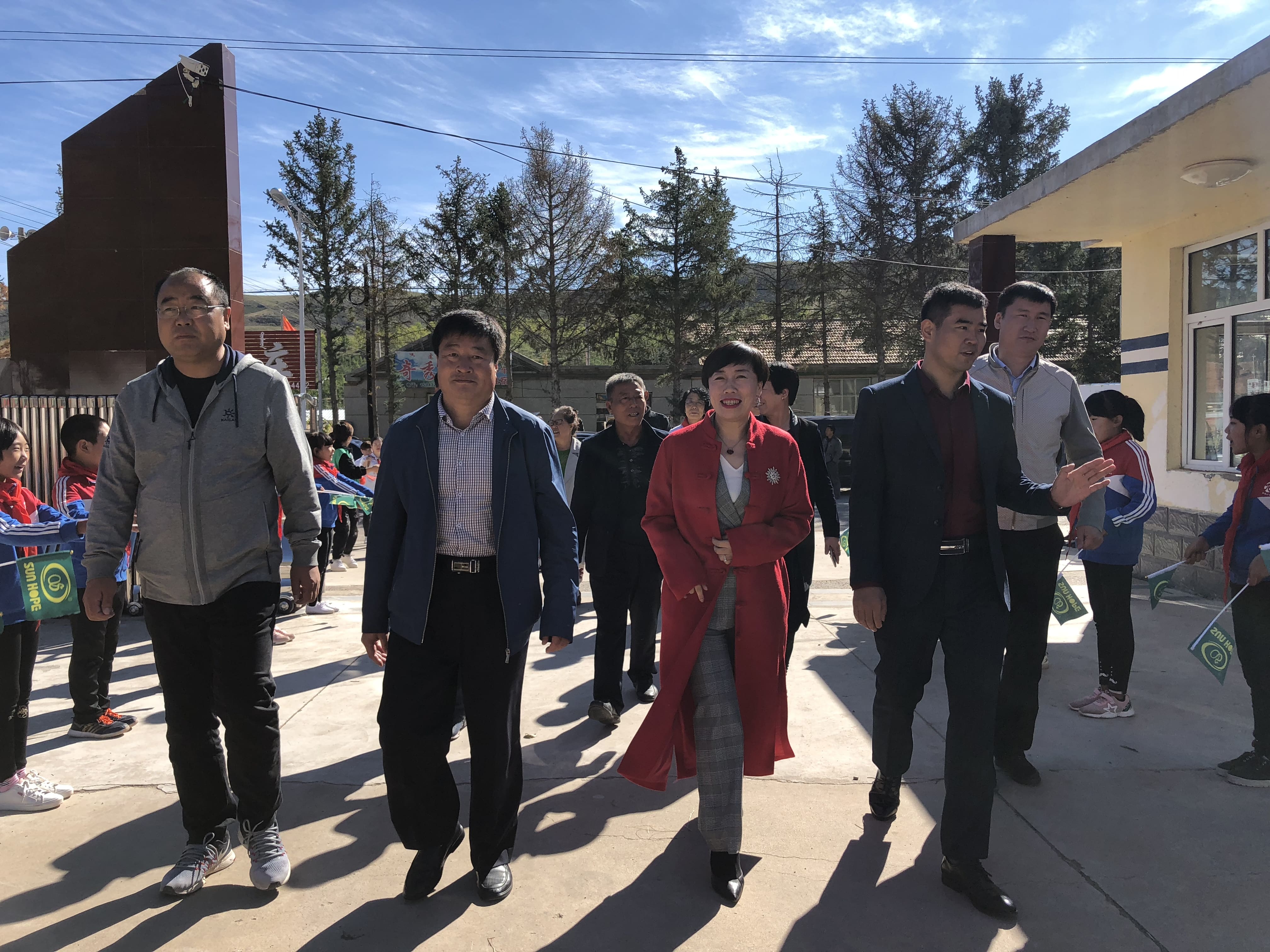第162所 克什克腾旗万合永镇万合永中心完全雷火官方端网站任相娟小学 第162所 克什克腾旗万合永镇万合永中心完全雷火官方端网站任相娟小学